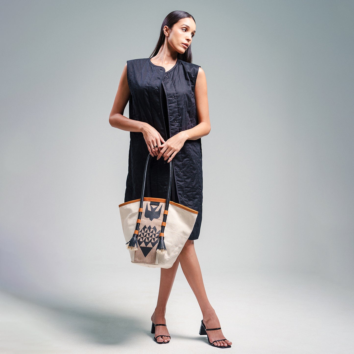 Alia Ed.3, Beige - LABOGA