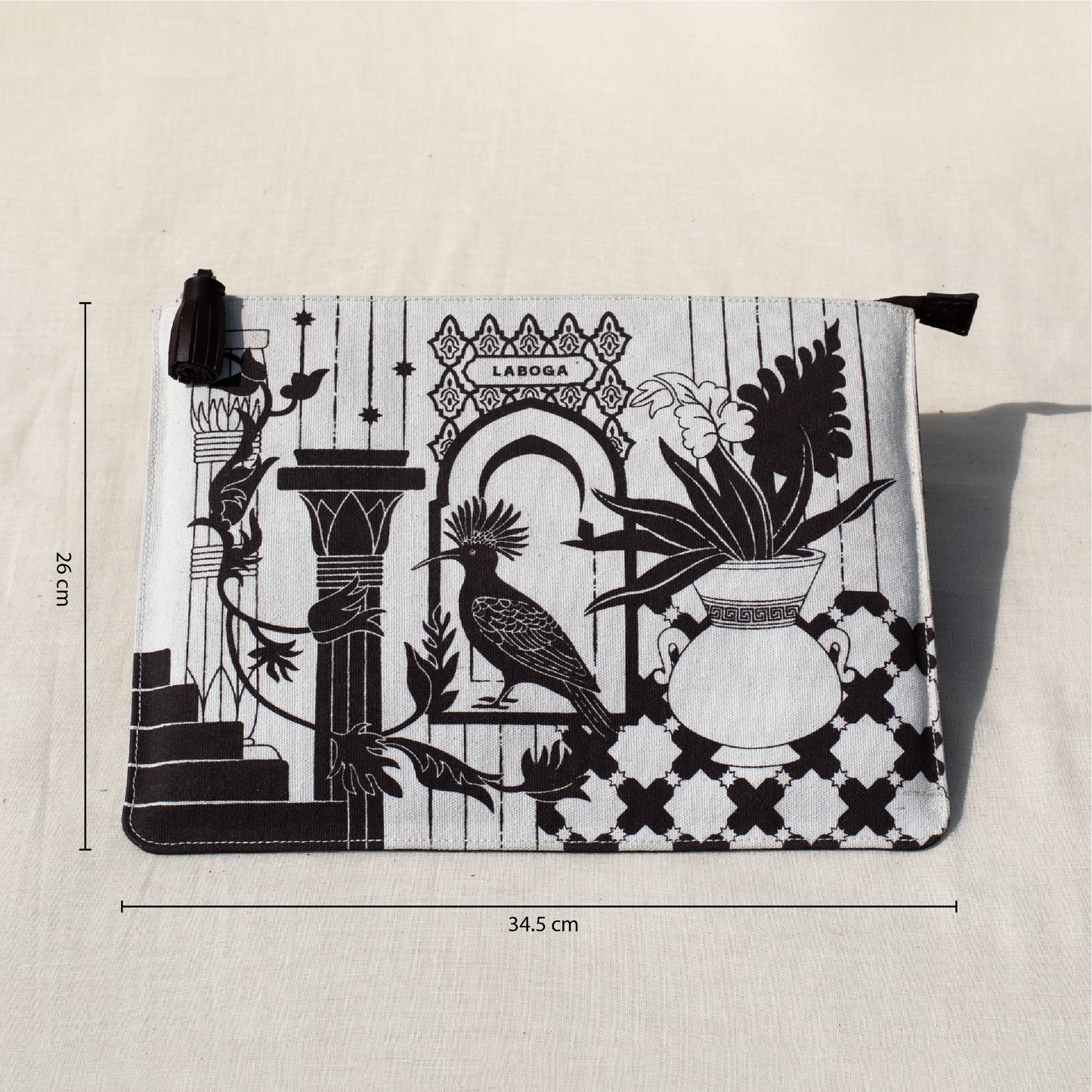 Huda Clutch, Chocolate Brown - LABOGA