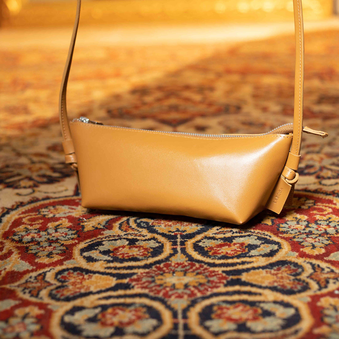 Sabra Handbag, Camel Ed. 2 - LABOGA