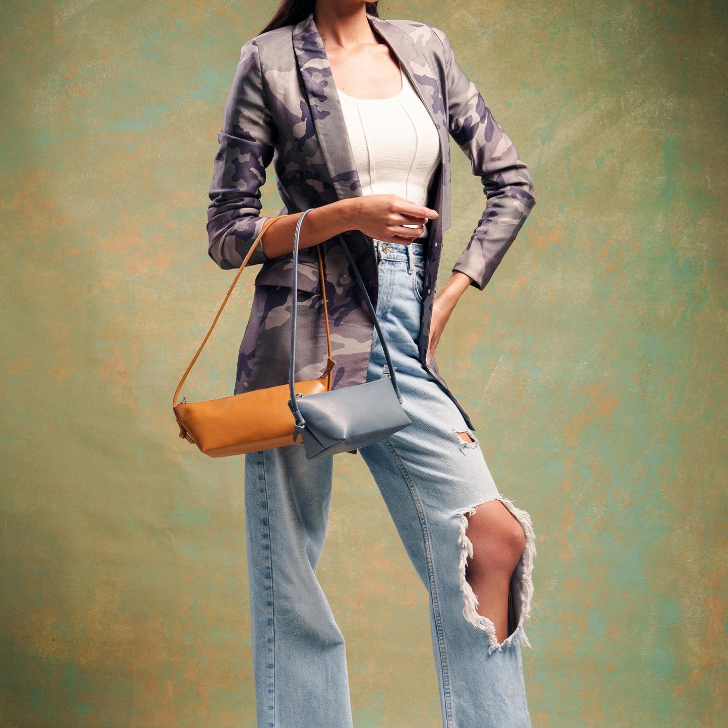 Sabra Handbag, Gray Ed. 2 - LABOGA