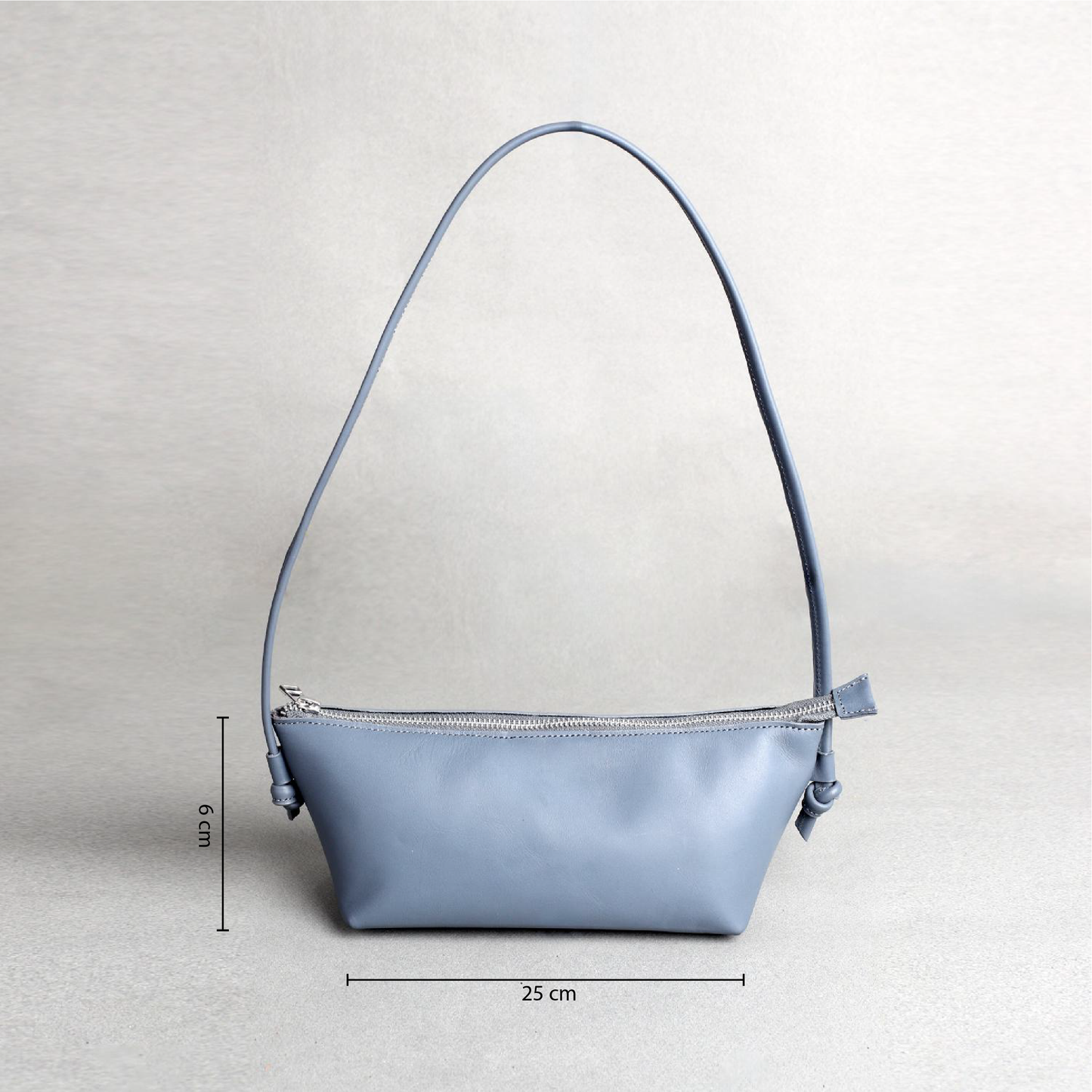 Sabra Handbag, Gray Ed. 2 - LABOGA