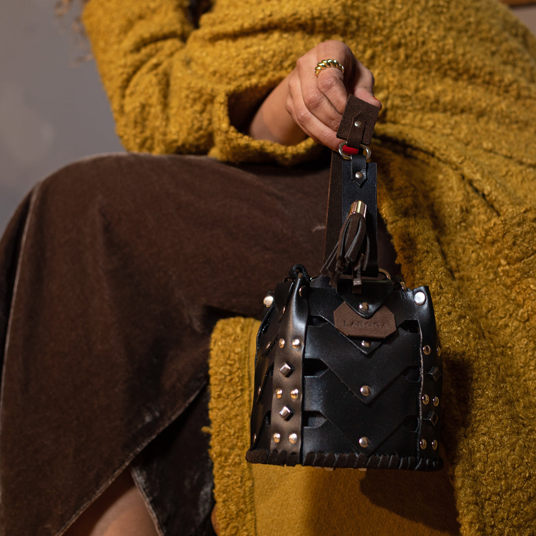 Vertebrae Mini - Black Smooth Leather on Brown Suede - LABOGA