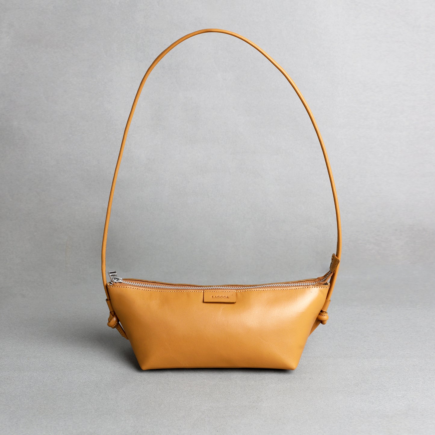 Sabra Handbag, Camel