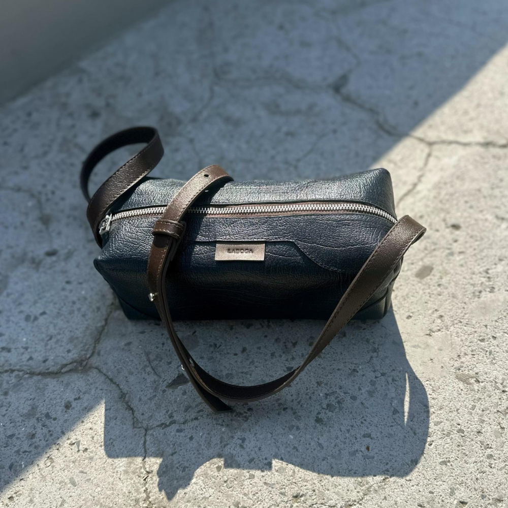 Nyle Crossbag - Navy Blue