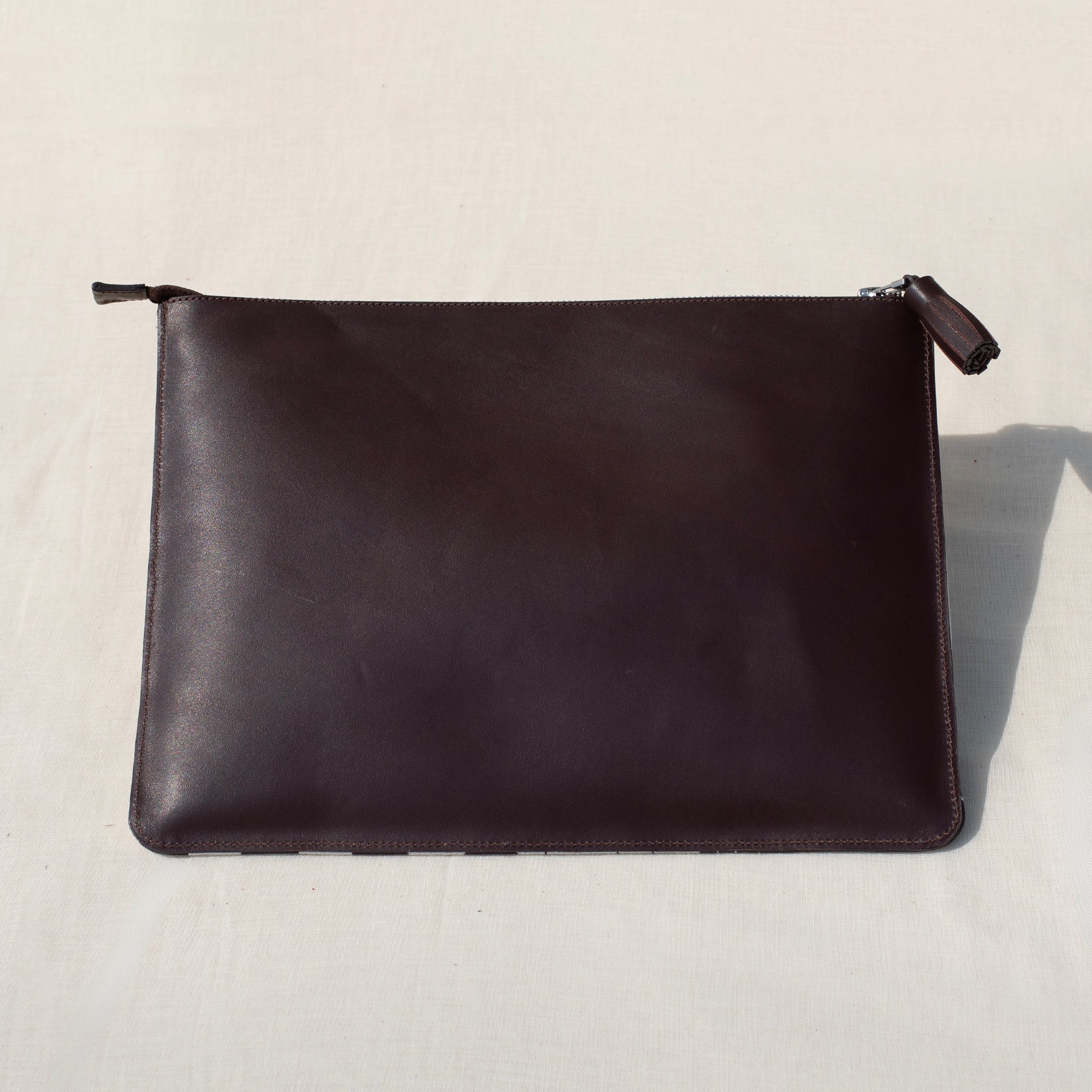 Huda Clutch, Chocolate Brown - LABOGA