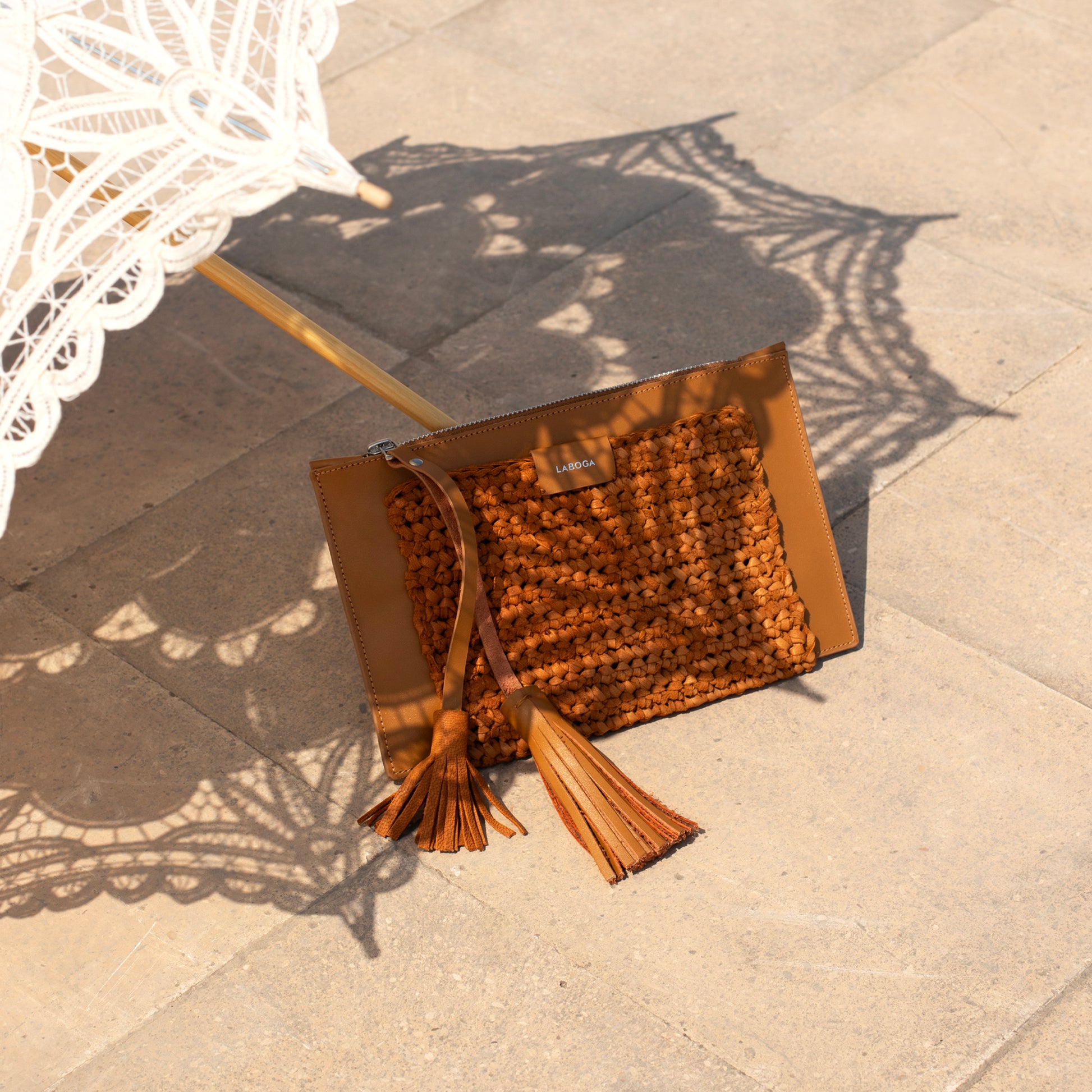 Mervat Clutch - Camel - LABOGA