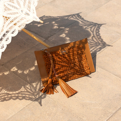 Mervat Clutch - Camel - LABOGA