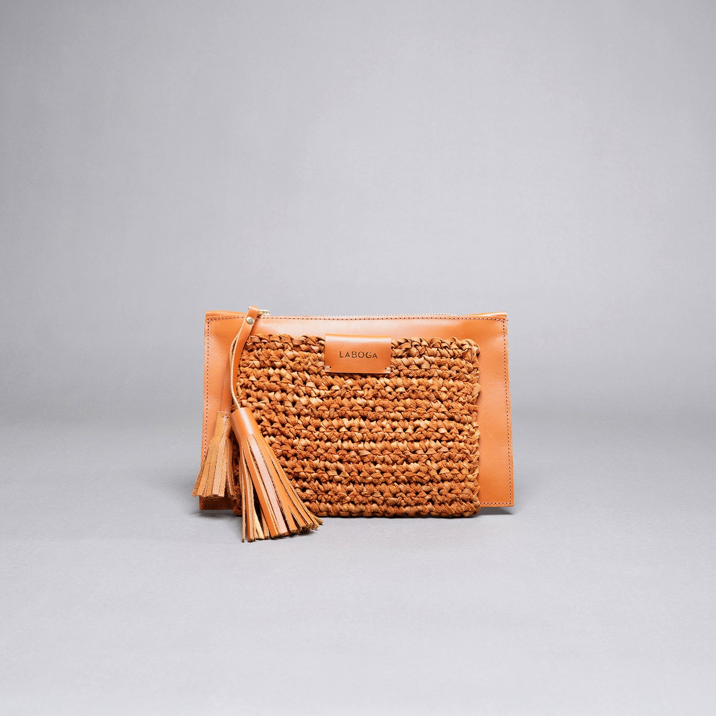 Mervat Clutch - Camel