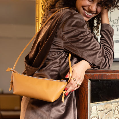 Sabra Handbag, Camel Ed. 2 - LABOGA