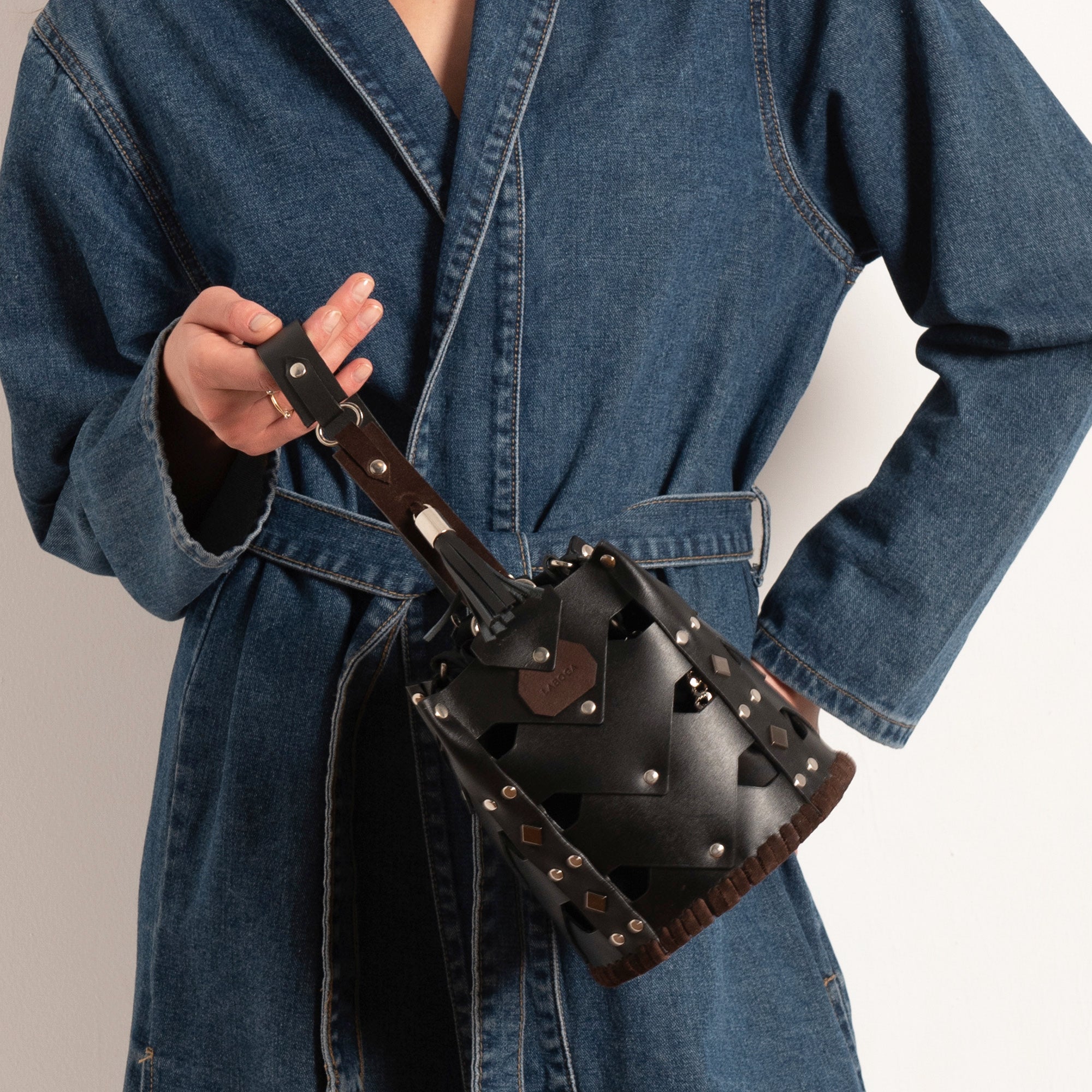 Vertebrae Medium, Brown