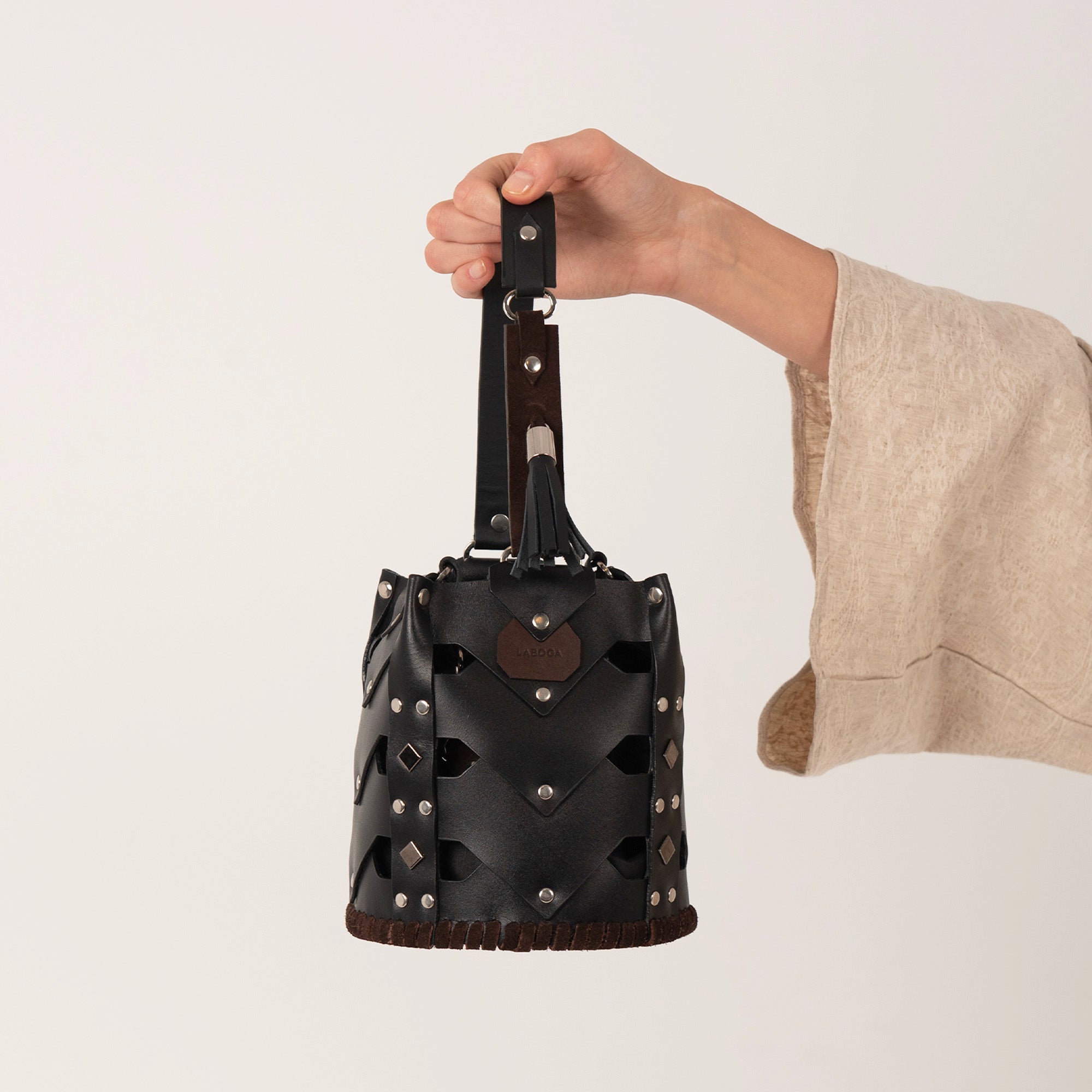 Vertebrae Mini, Black