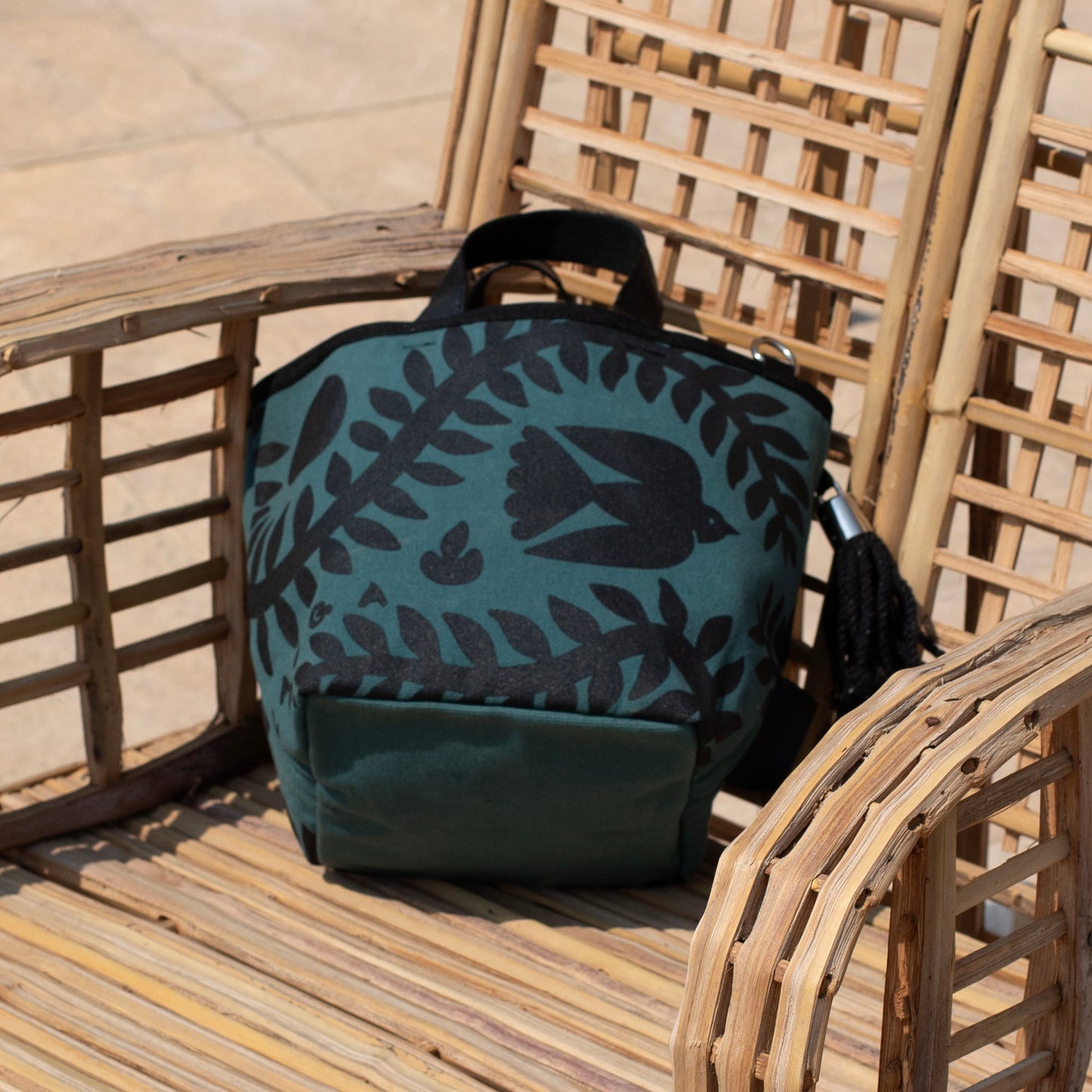 Mini Nomad, Black on Teal